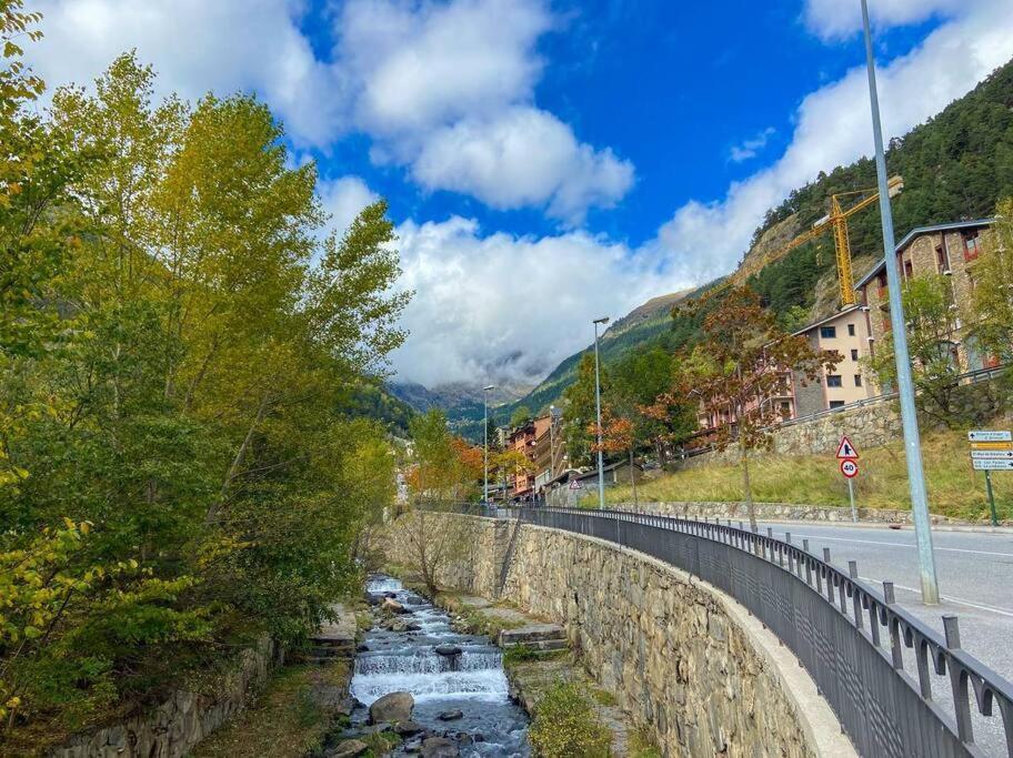 Iconic - A Pie De Pistas En 1 Minuto - Terraza Con Vistas Al Valle Arinsal - Parking Gratis L By Bonesvacances Exterior foto