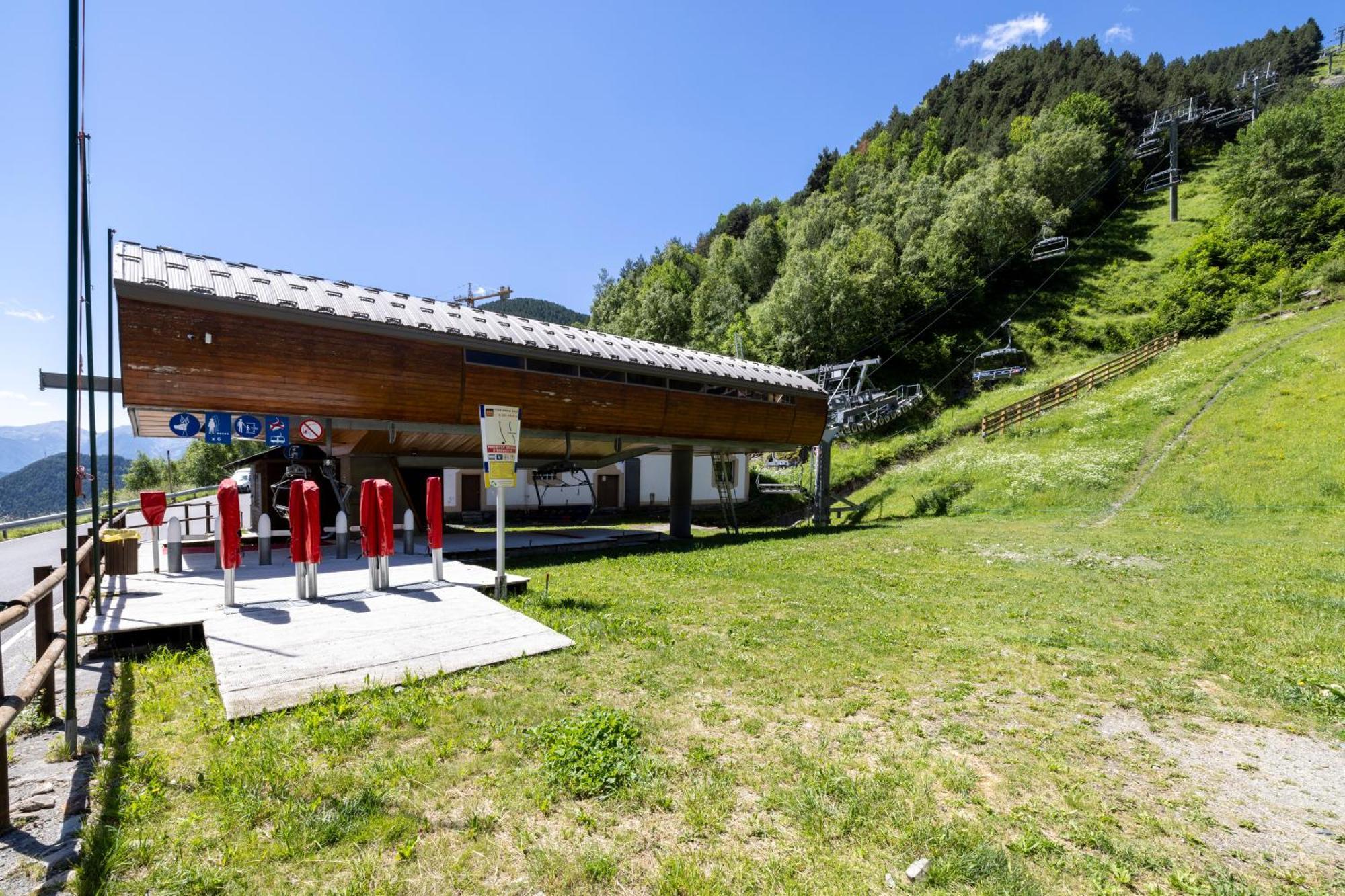 Iconic - A Pie De Pistas En 1 Minuto - Terraza Con Vistas Al Valle Arinsal - Parking Gratis L By Bonesvacances Exterior foto